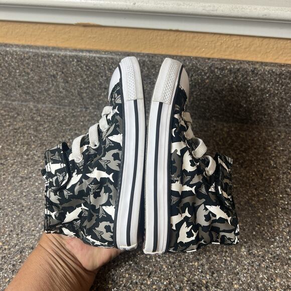 Converse All Star Infant Toddler 9 Black Canvas Sneakers Snap Hi Top Whale Print - Picture 5 of 11